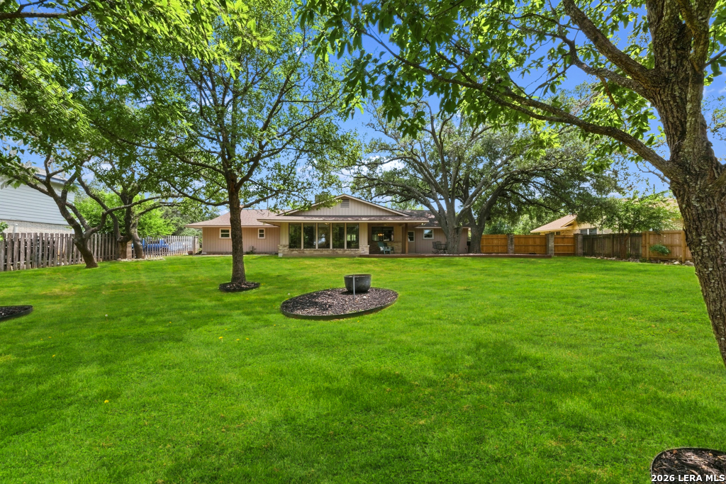 426 Yosemite Drive Hollywood Park TX 78232