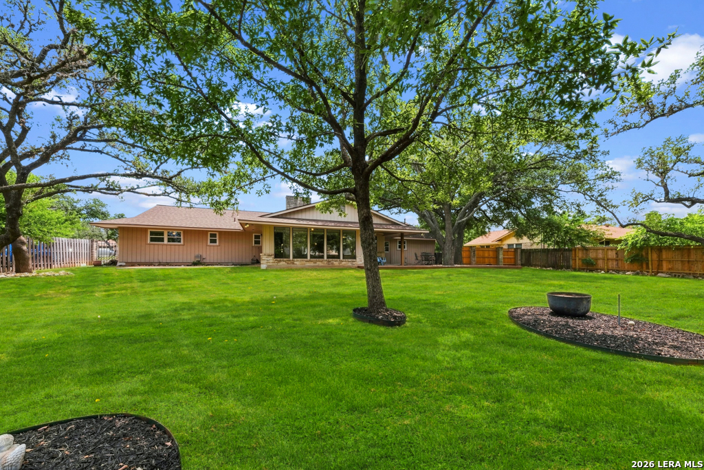 426 Yosemite Drive Hollywood Park TX 78232