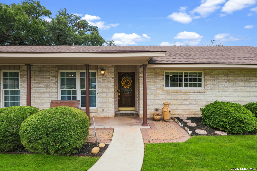 426 Yosemite Drive Hollywood Park TX 78232