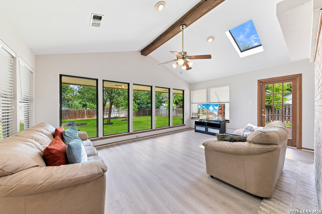 426 Yosemite Drive Hollywood Park TX 78232