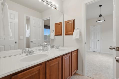 1852 Lookout Forest San Antonio TX 78260