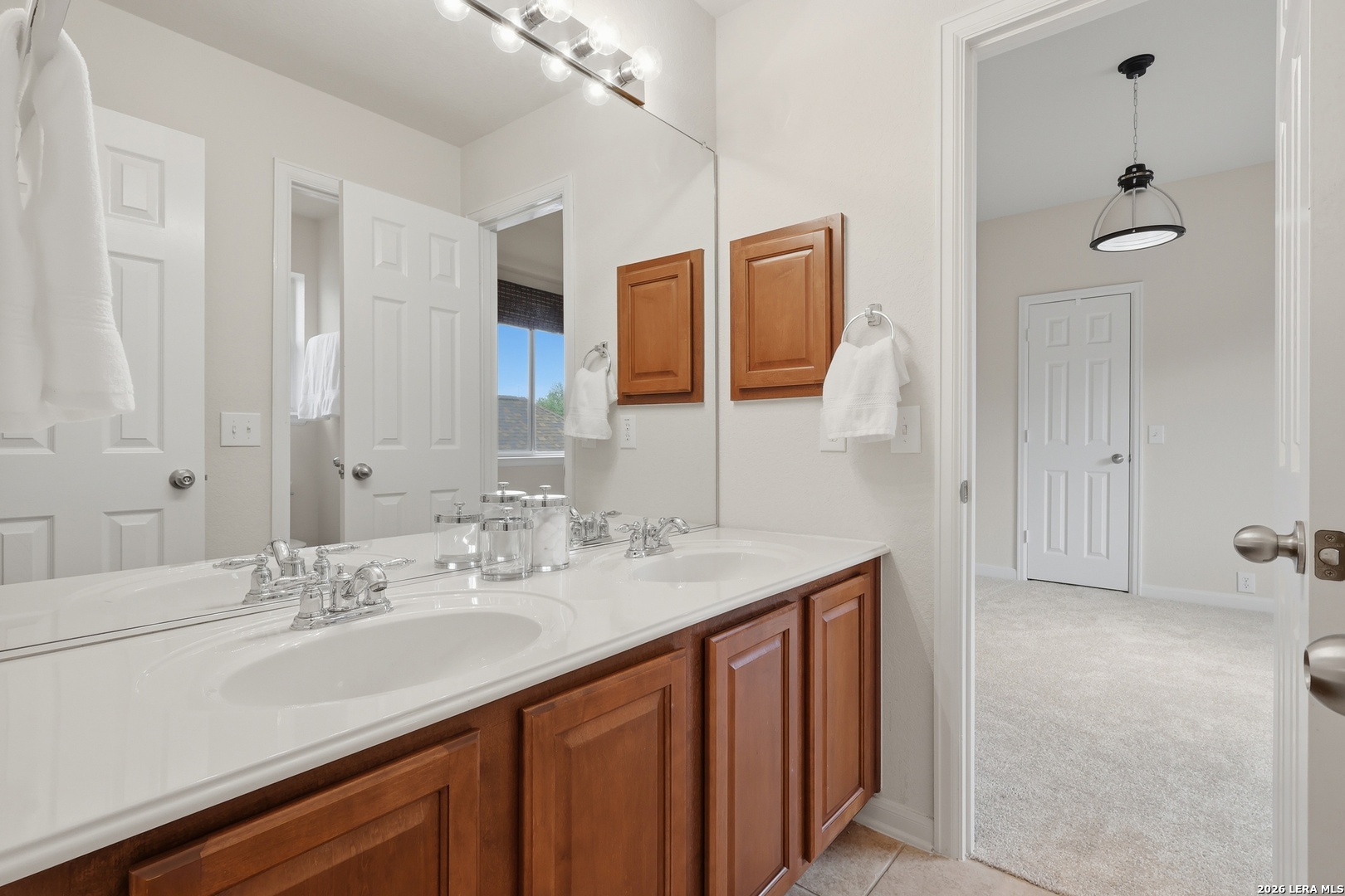 1852 Lookout Forest San Antonio TX 78260