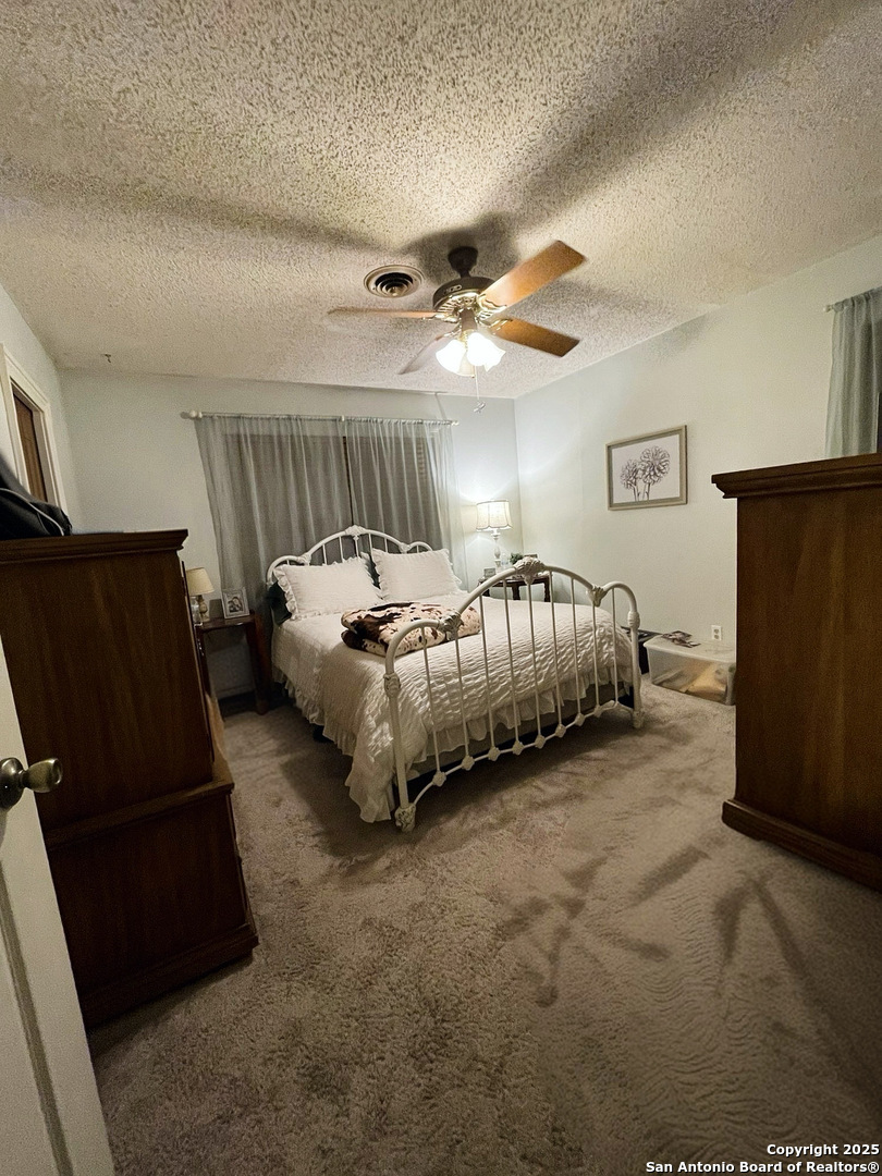 1404 Inez Beeville TX 78102