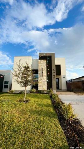 6931 Molinos Drive Laredo TX 78043