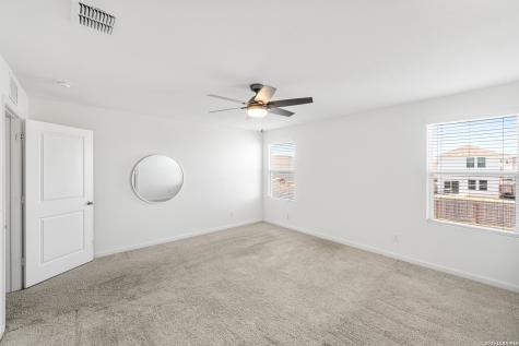5639 Pearl Meadow Converse TX 78109