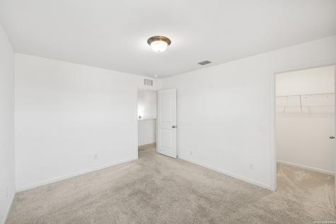 5639 Pearl Meadow Converse TX 78109