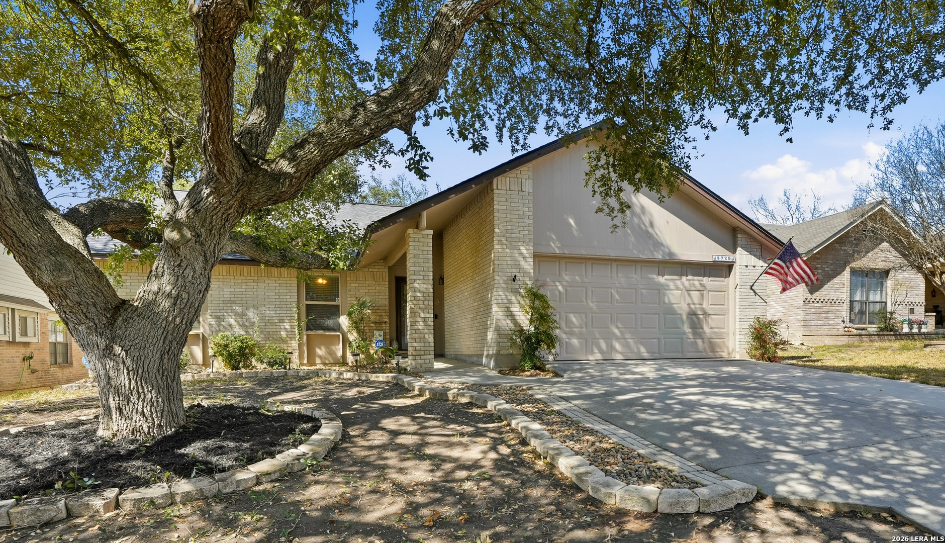3729 Hunters Glen Schertz TX 78108