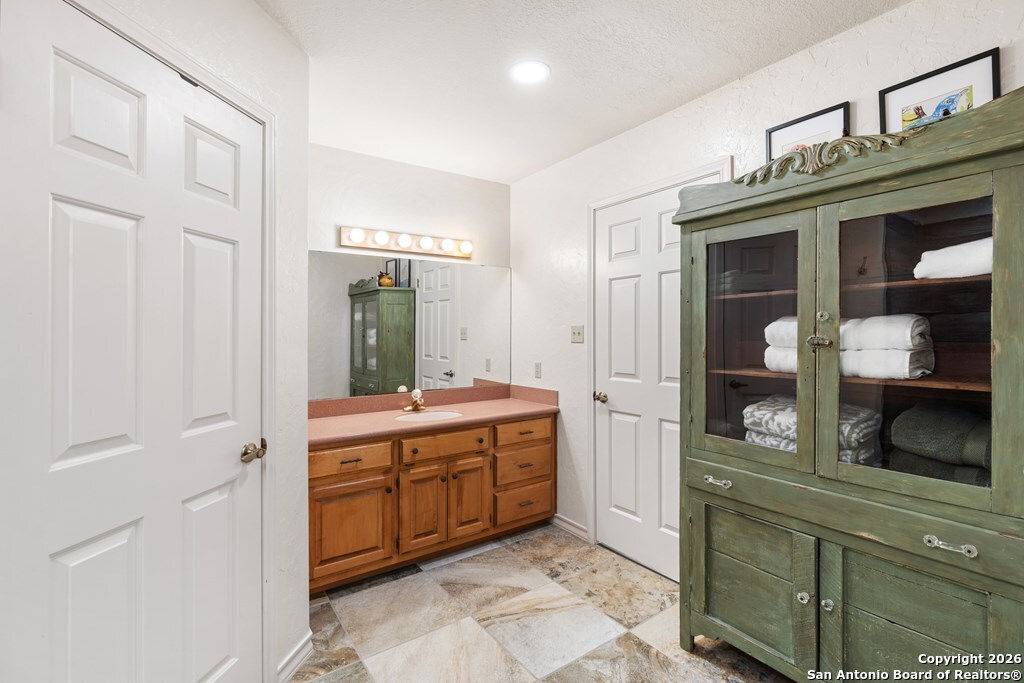 894 Southwoods Drive Fredericksburg TX 78028