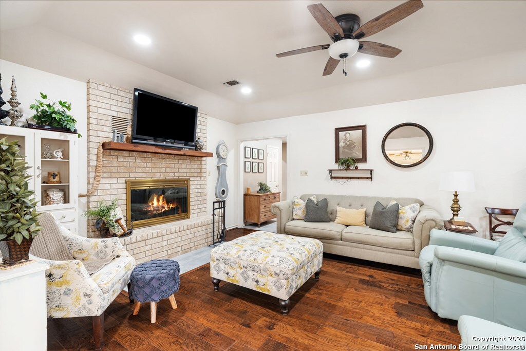 894 Southwoods Drive Fredericksburg TX 78028