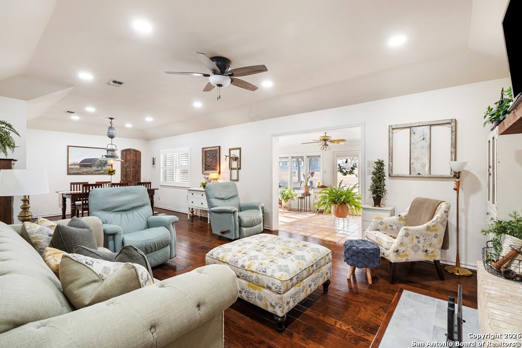 894 Southwoods Drive Fredericksburg TX 78028