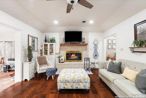 894 Southwoods Drive Fredericksburg TX 78028