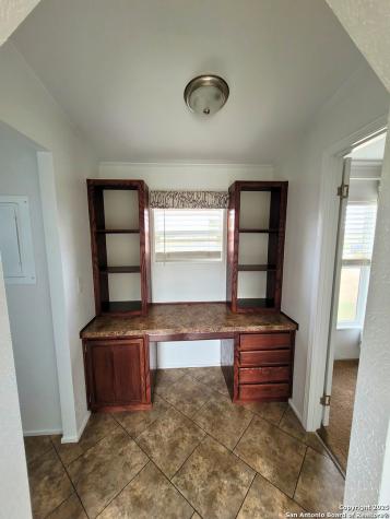 2072 County Road 421 Stockdale TX 78160