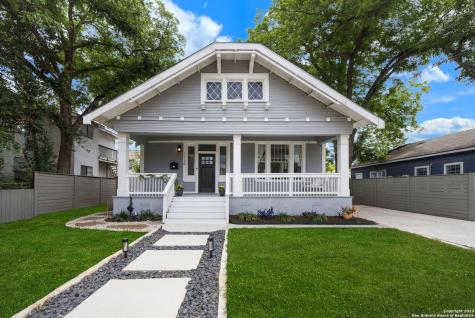 1136 W French Place San Antonio TX 78201