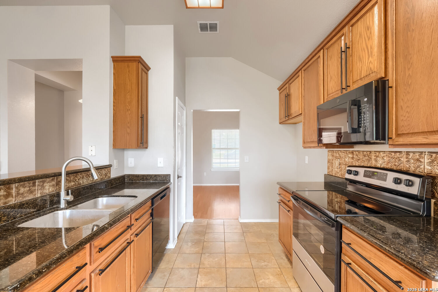 7027 Heathers Place San Antonio TX 78227