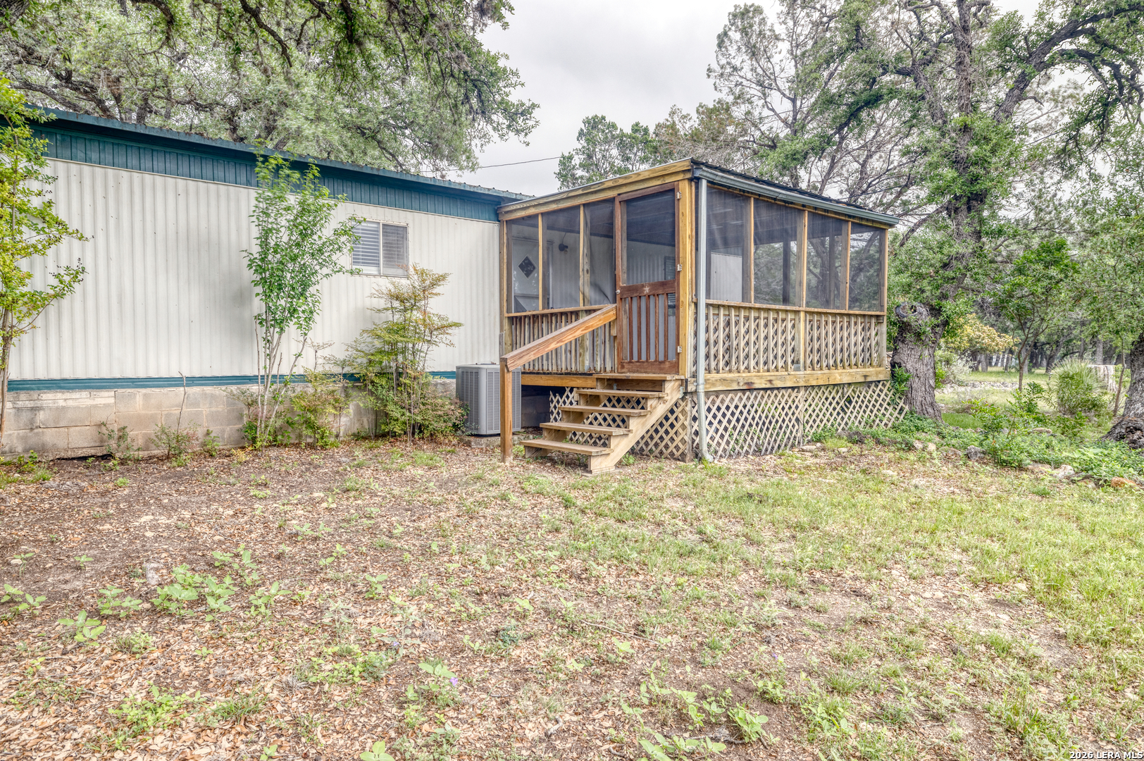 57 Leinweber Leakey TX 78873