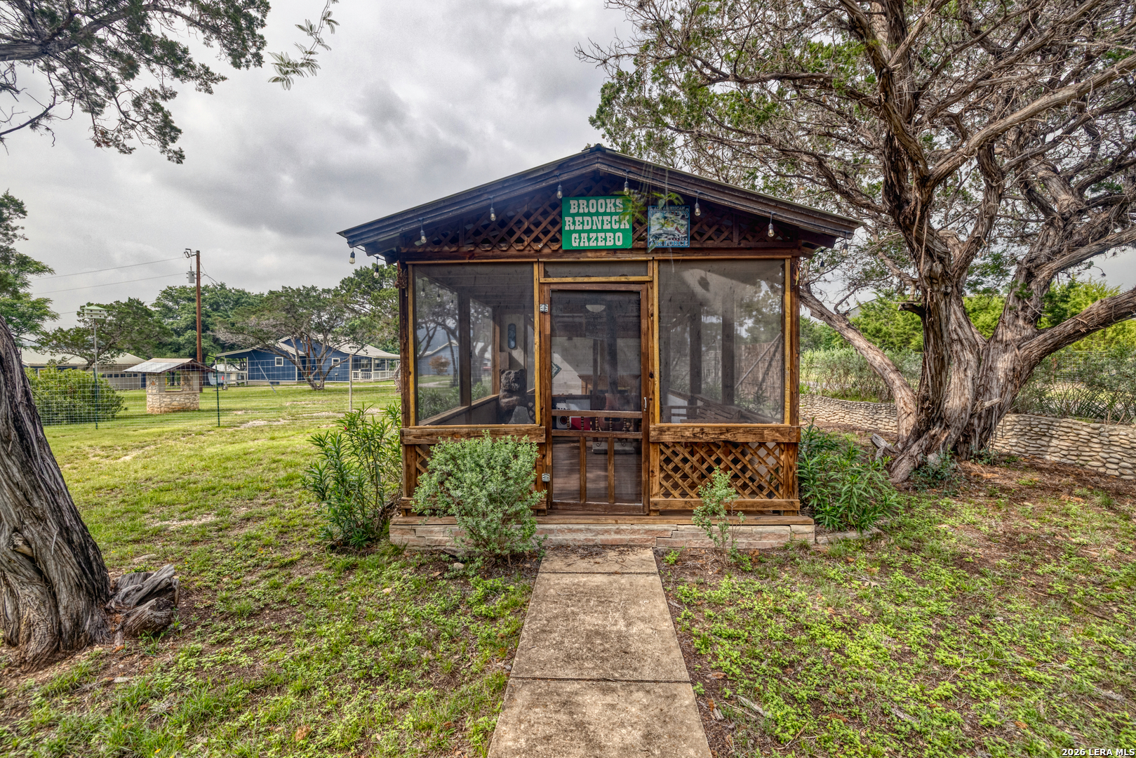 57 Leinweber Leakey TX 78873