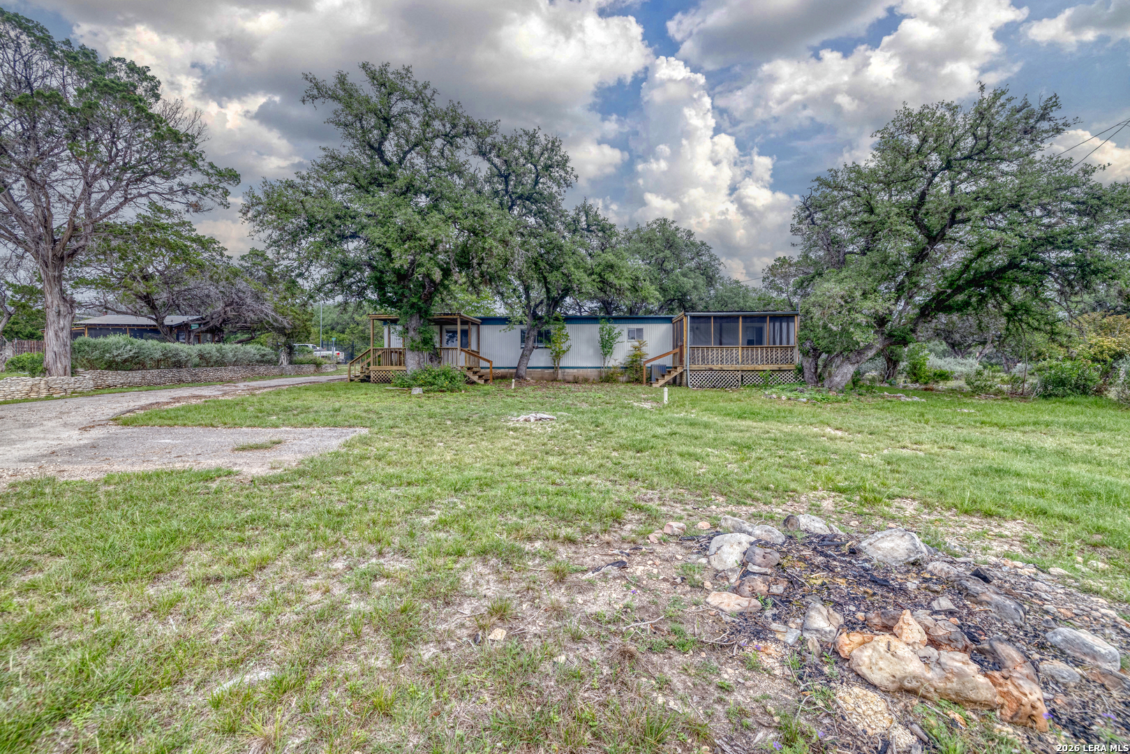 57 Leinweber Leakey TX 78873