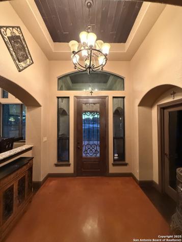222 Colonial La Vernia TX 78121