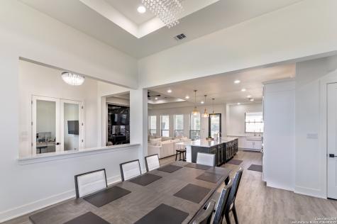 222 Colonial La Vernia TX 78121