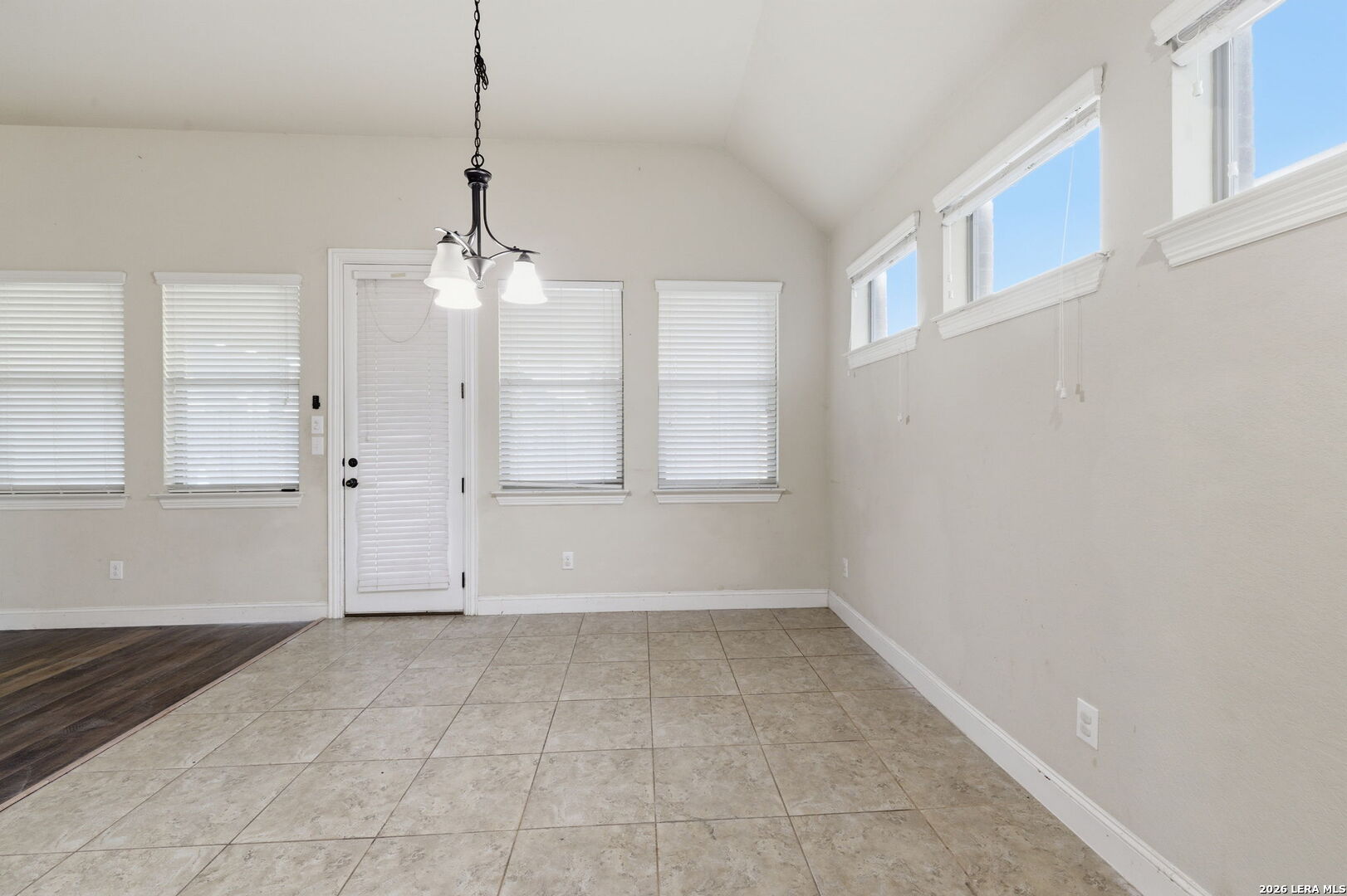 107 Dovetail Boerne TX 78006