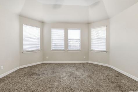 107 Dovetail Boerne TX 78006