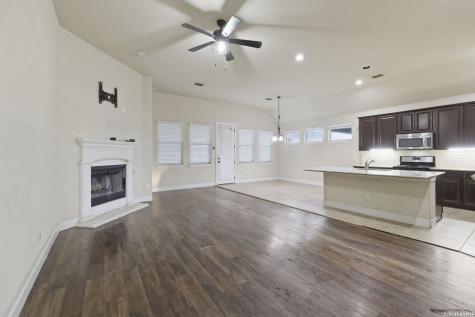 107 Dovetail Boerne TX 78006