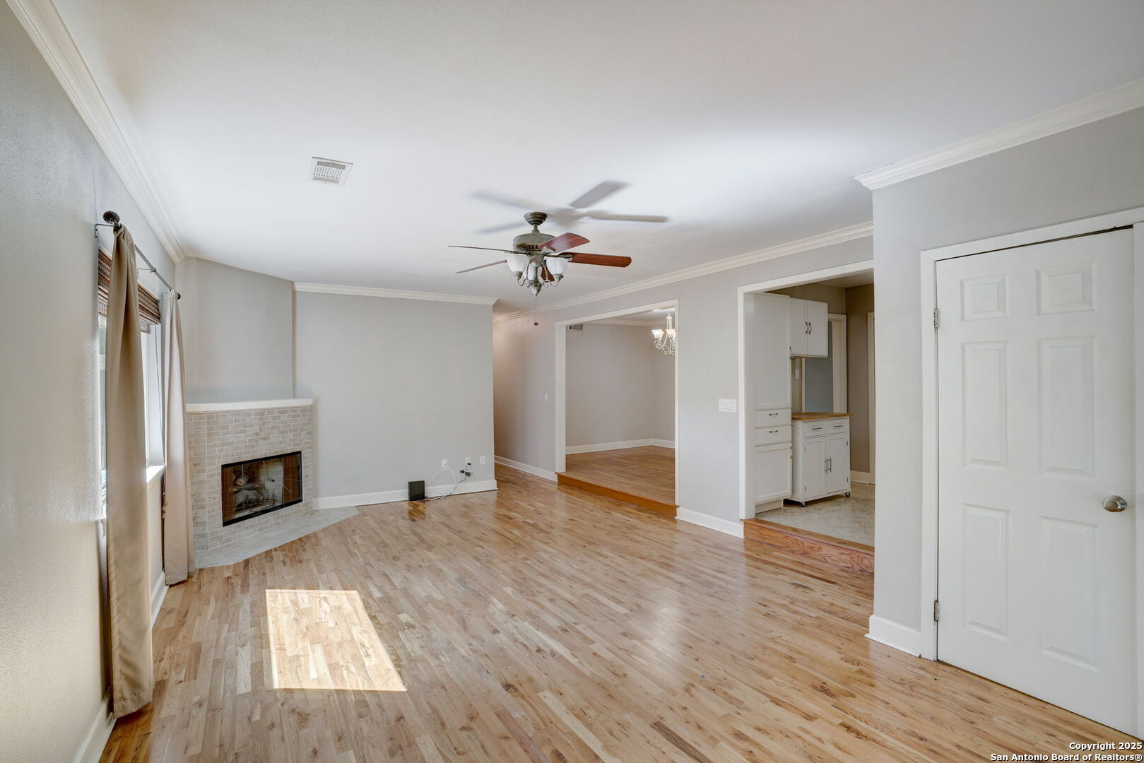 631 E Nottingham Drive San Antonio TX 78209