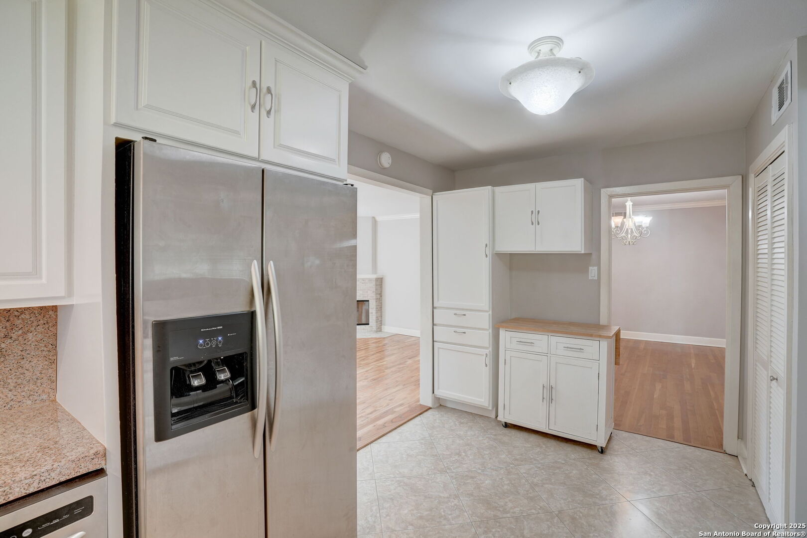 631 E Nottingham Drive San Antonio TX 78209