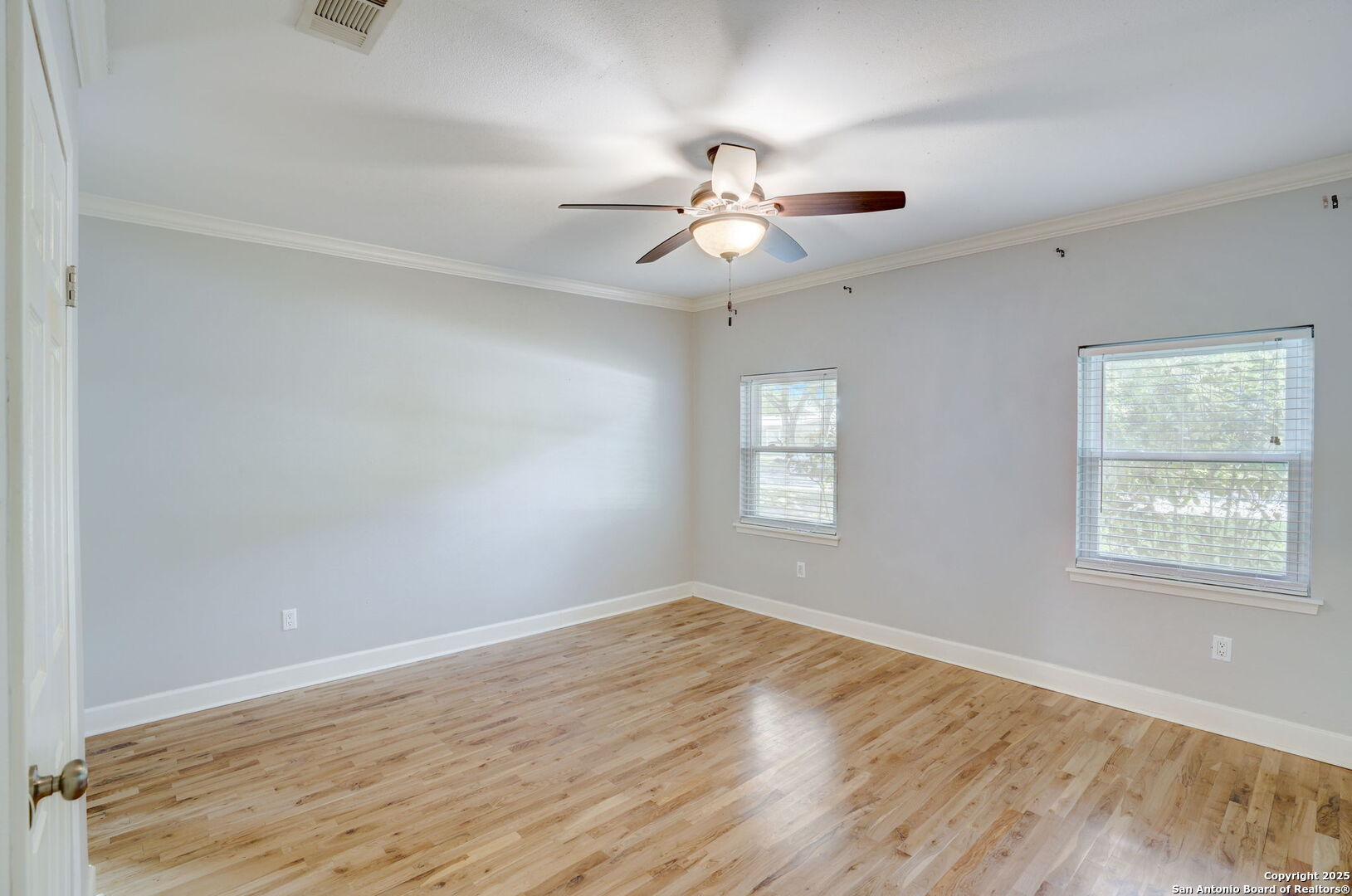 631 E Nottingham Drive San Antonio TX 78209