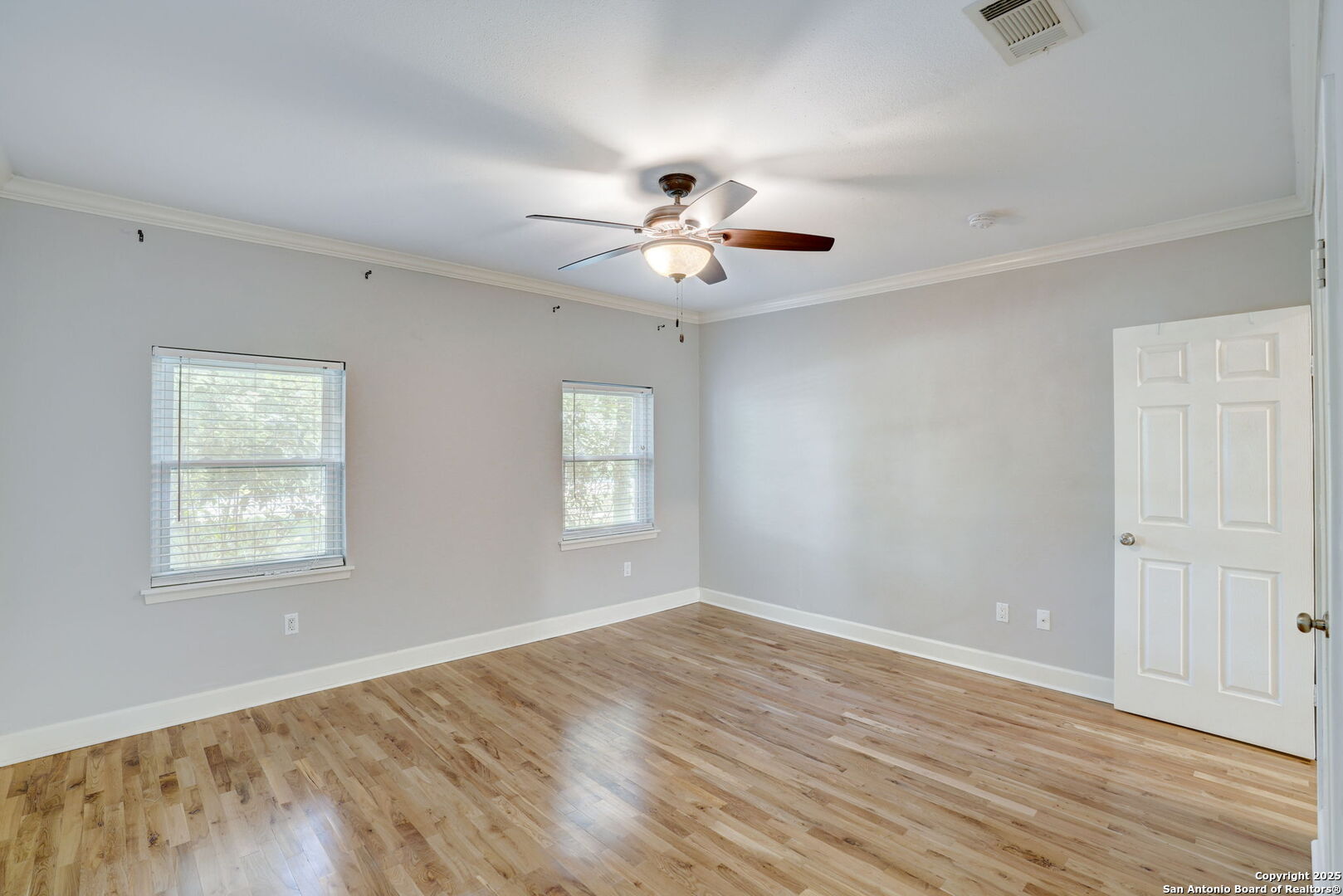 631 E Nottingham Drive San Antonio TX 78209