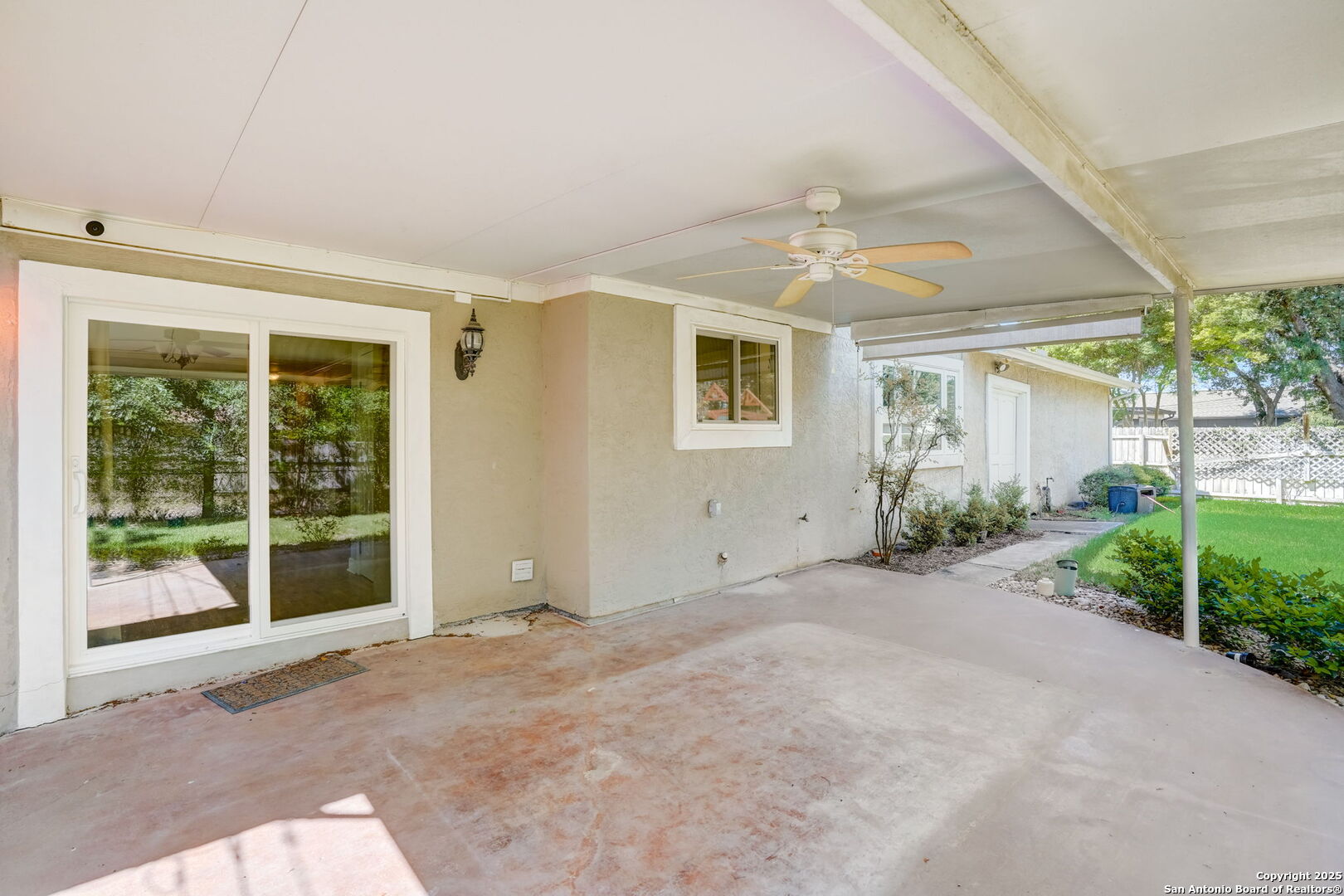631 E Nottingham Drive San Antonio TX 78209