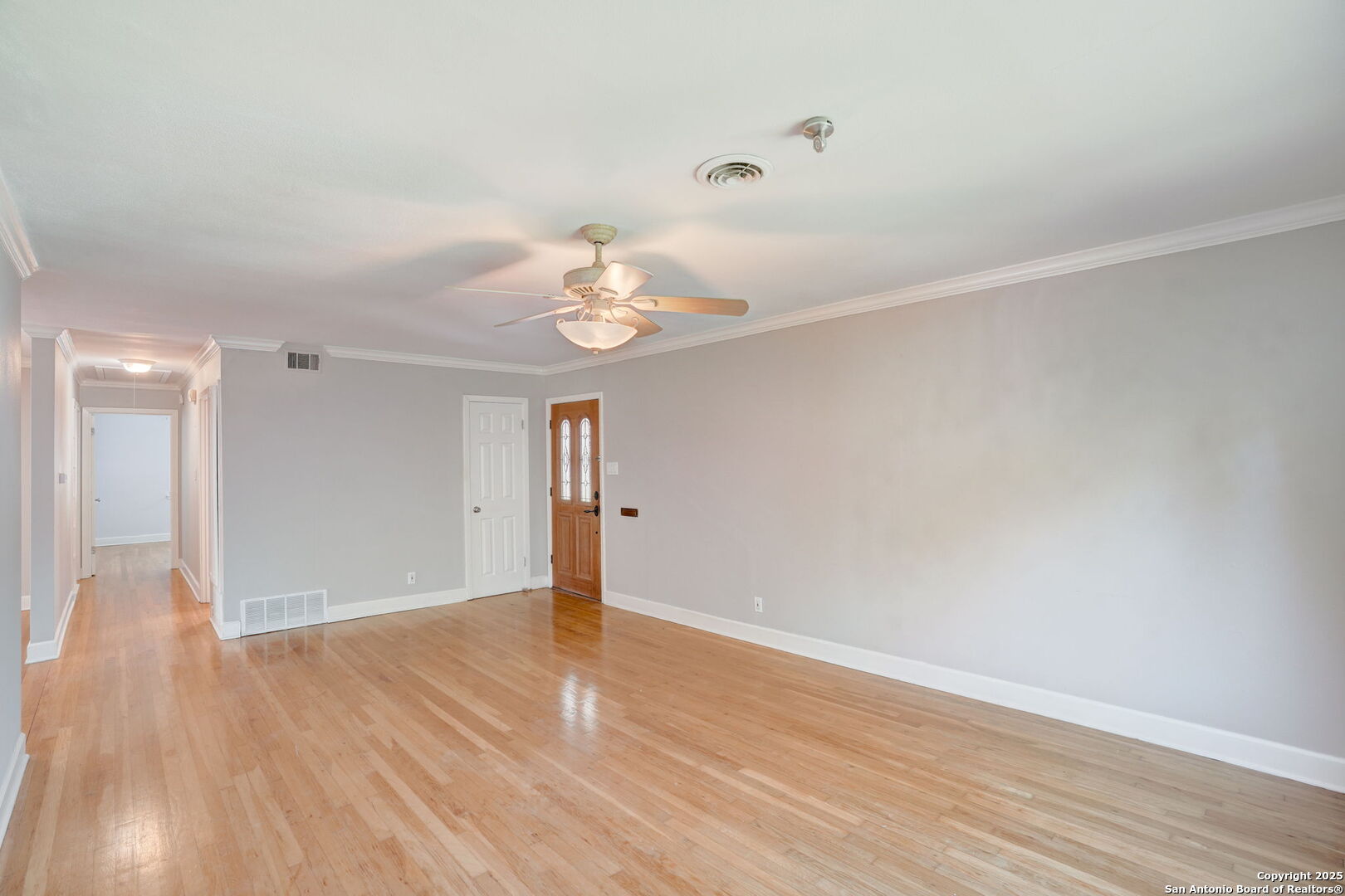 631 E Nottingham Drive San Antonio TX 78209