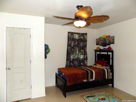 220 Calle Escuela El Indio TX 78860