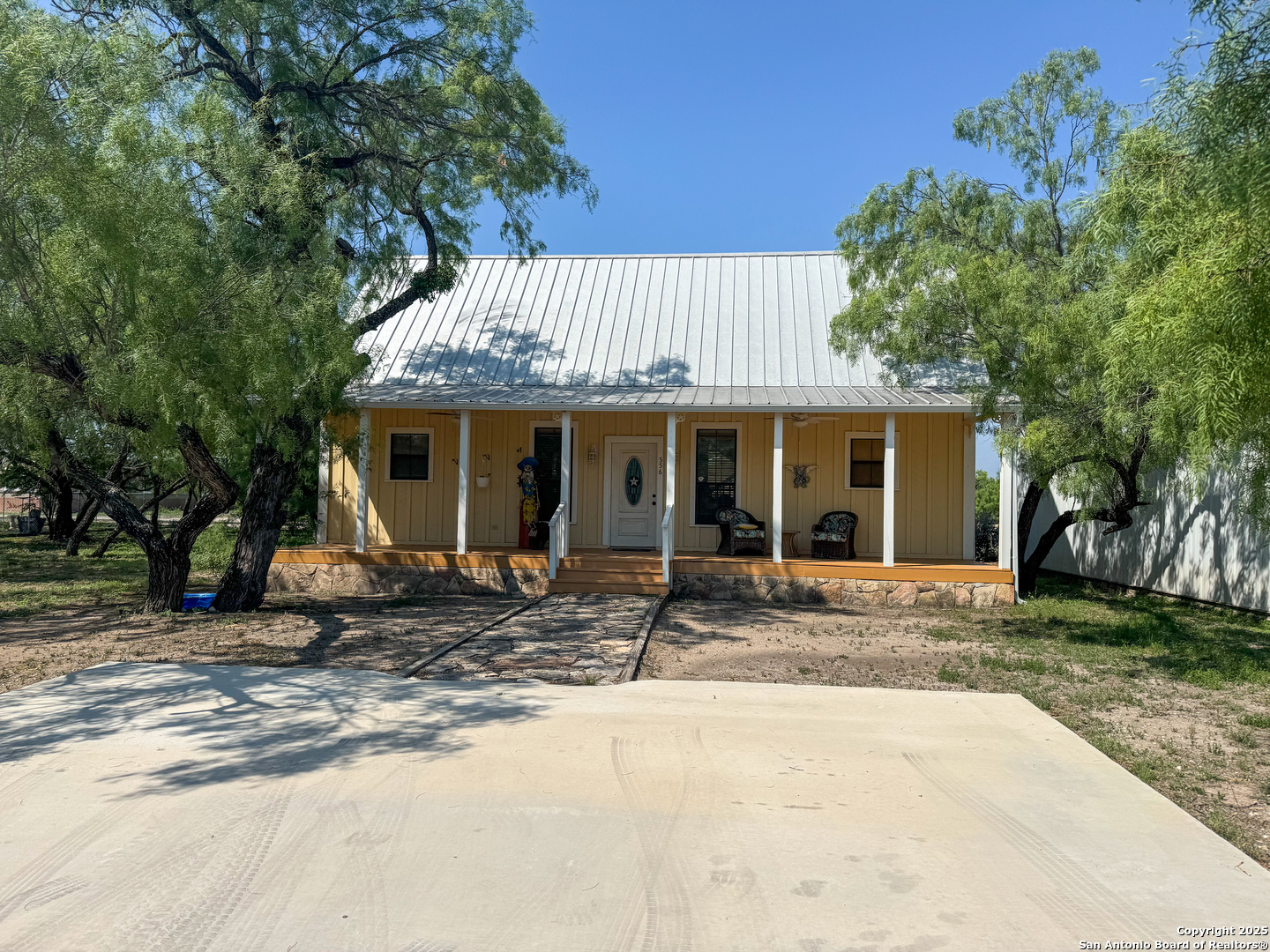 556 Fairway Circle Brackettville TX 78832