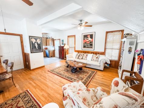 556 Fairway Circle Brackettville TX 78832