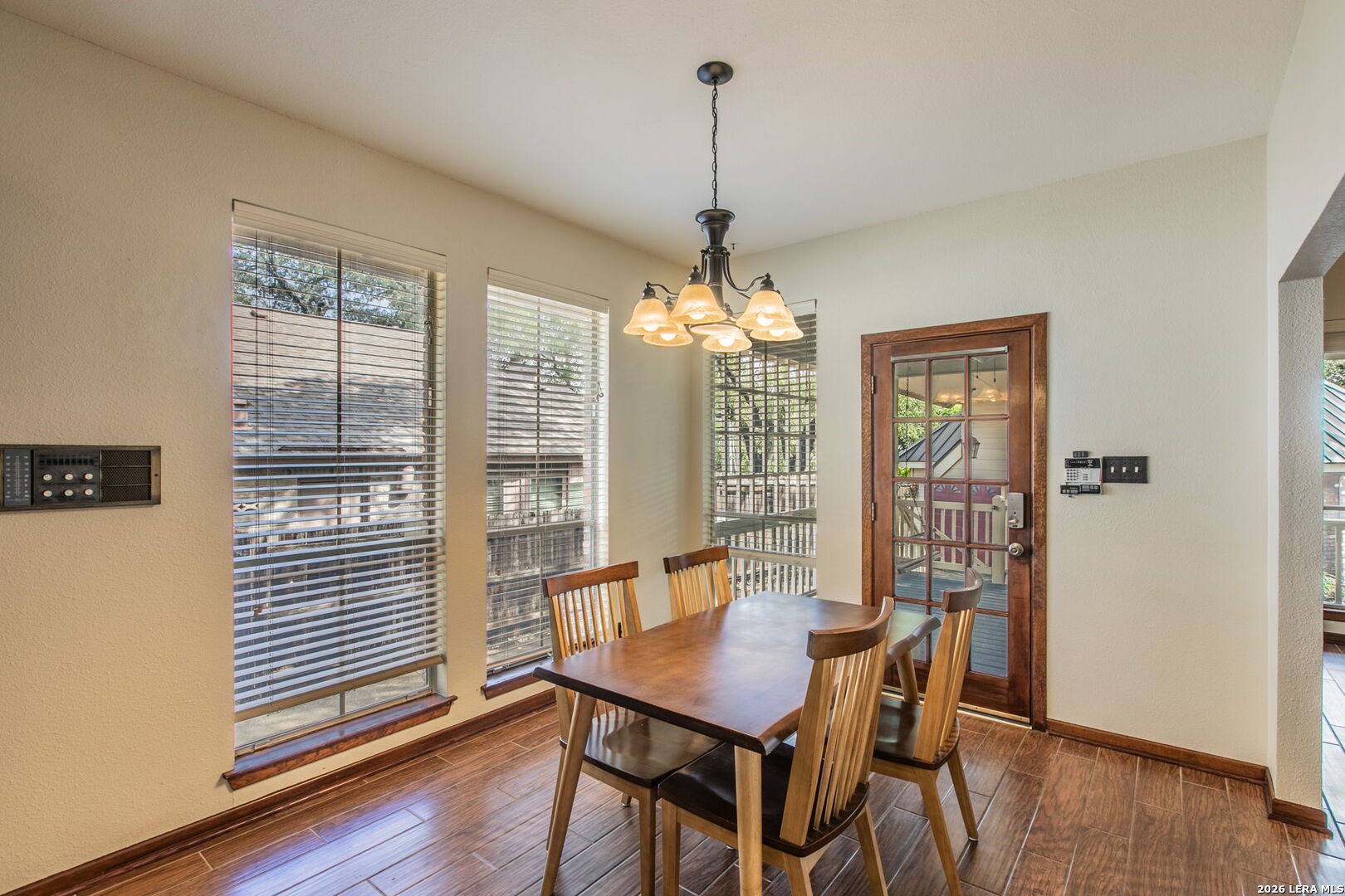 1643 Vista Del Monte San Antonio TX 78216
