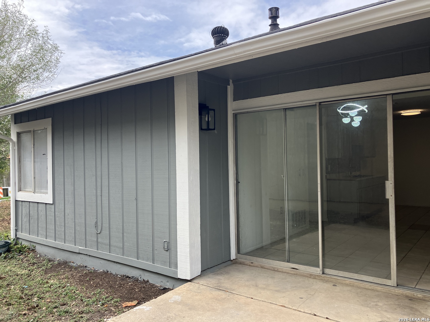 9566 Bowen San Antonio TX 78250