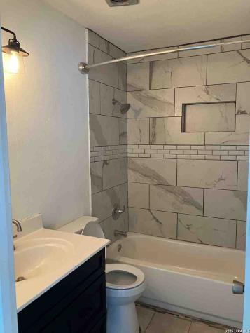 9566 Bowen San Antonio TX 78250