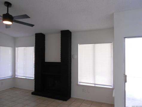 9566 Bowen San Antonio TX 78250