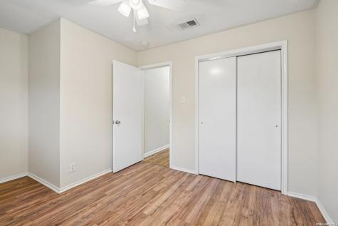 3815 Wetmore Knoll San Antonio TX 78247