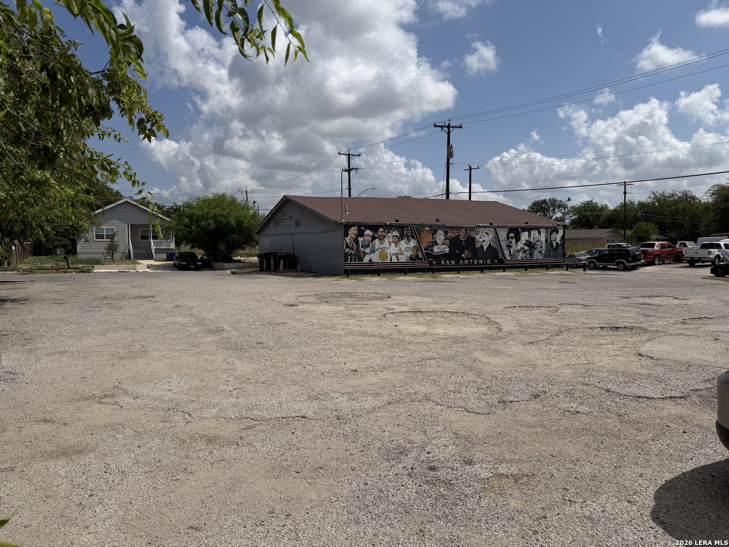 303 Bellinger San Antonio TX 78220