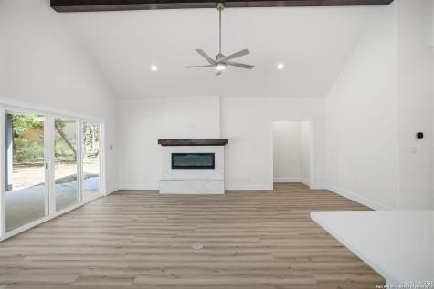 1169 Johnson Road Canyon Lake TX 78133