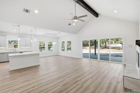 1169 Johnson Road Canyon Lake TX 78133