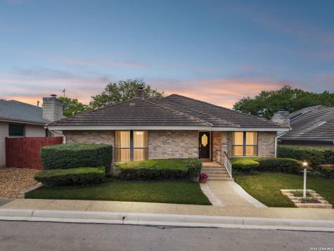 6119 Shady Creek Windcrest TX 78239