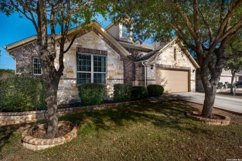 11331 Massive Mount Helotes TX 78023