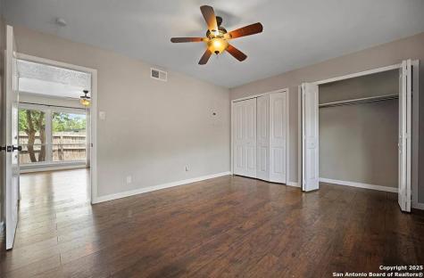 1802 Edgehill San Antonio TX 78209