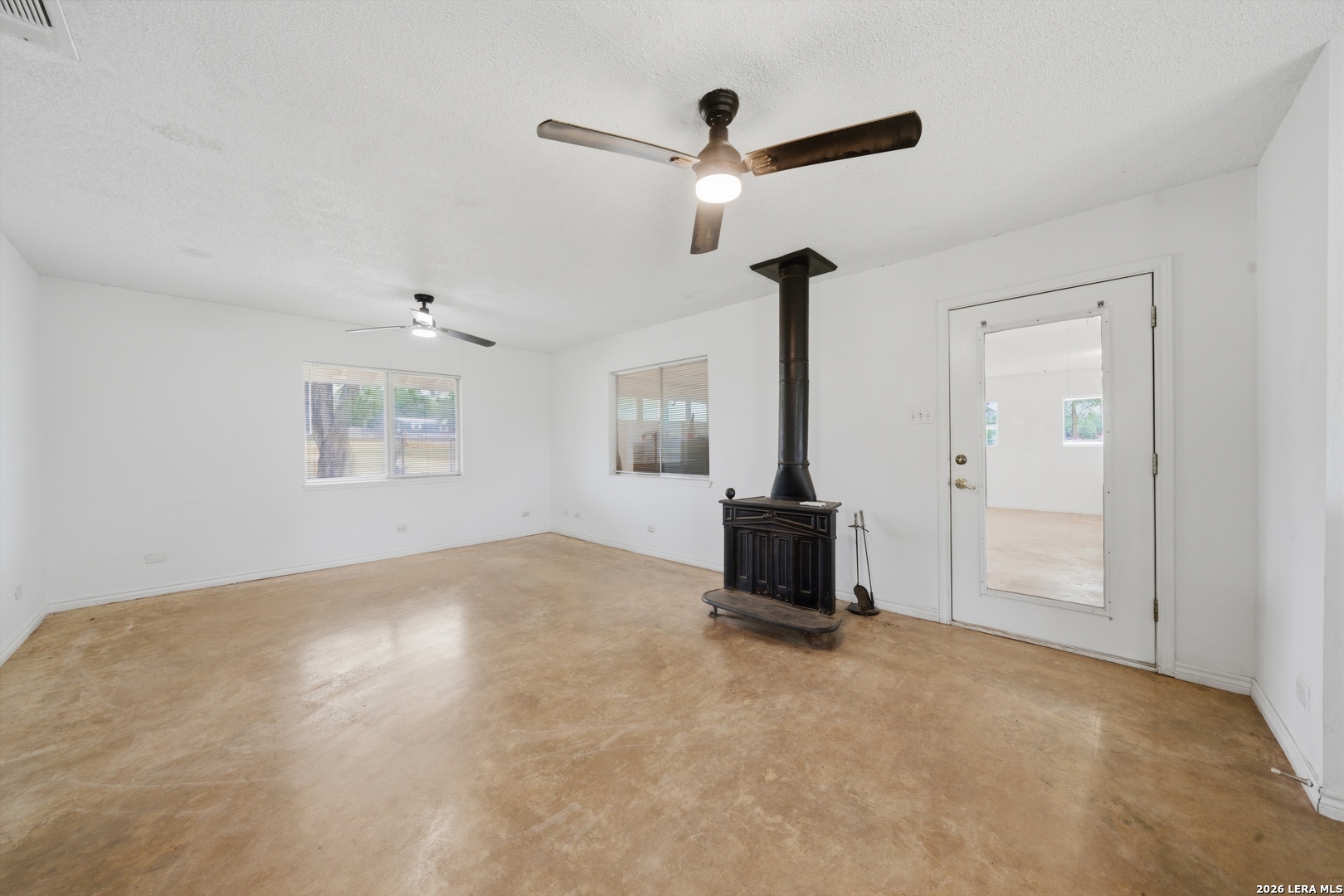 144 Oak Park Road Adkins TX 78101
