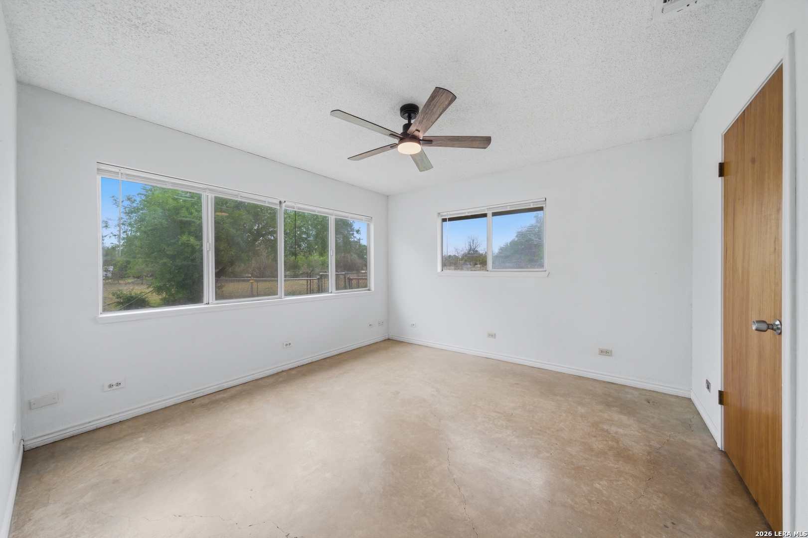 144 Oak Park Road Adkins TX 78101