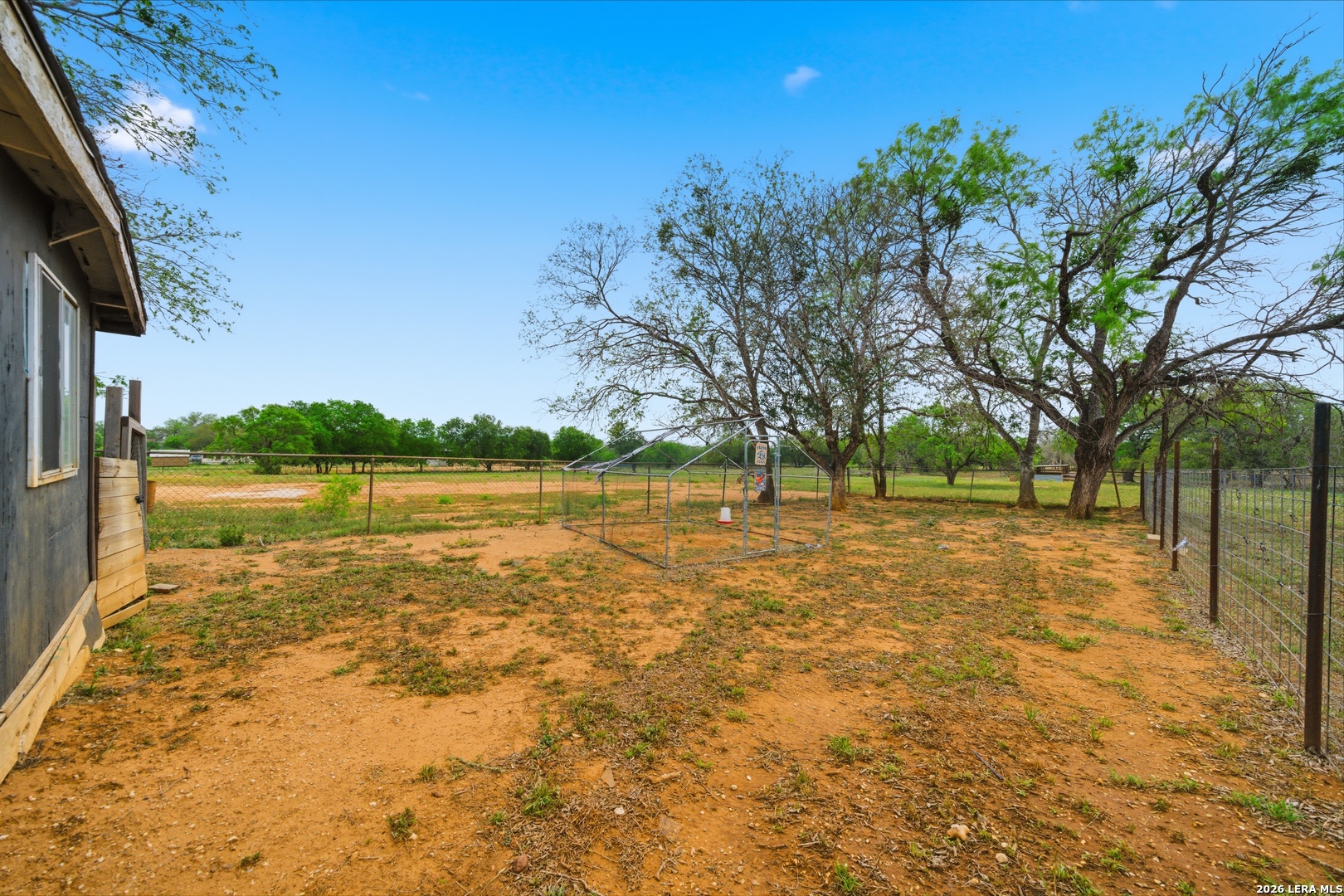 144 Oak Park Road Adkins TX 78101