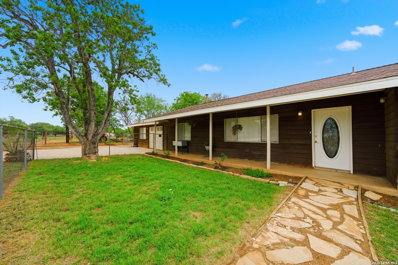 144 Oak Park Road Adkins TX 78101